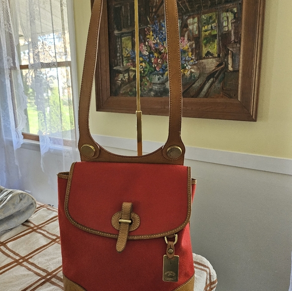 Dooney and Bourke red canvas shoulder - Picture 2 of 12